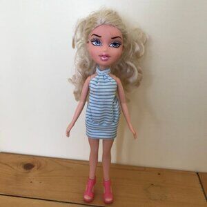 Bratz Black Friday Cloe Doll Blonde Hair Green Stripe Dress Pink Heels 2012